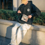 UNDER PEACE DAILY / DESERT CAMO FR SHOULDER POUCH