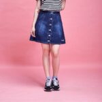 UP Sweety CURSIVE LOGO / BUTTONED DENIM SKIRT