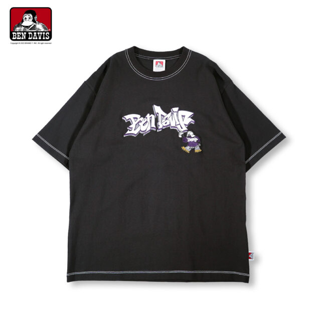 【BEN DAVIS】SPRAY ART CONTRAST STITCH TEE 猿人噴漆 街頭字體 外縫線設計 短T 4色