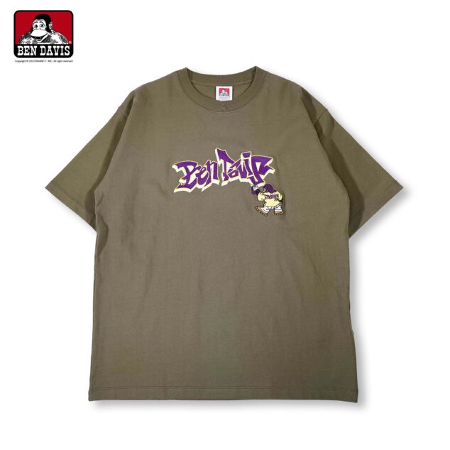 【BEN DAVIS】SPRAY ART CONTRAST STITCH TEE 猿人噴漆 街頭字體 外縫線設計 短T 4色